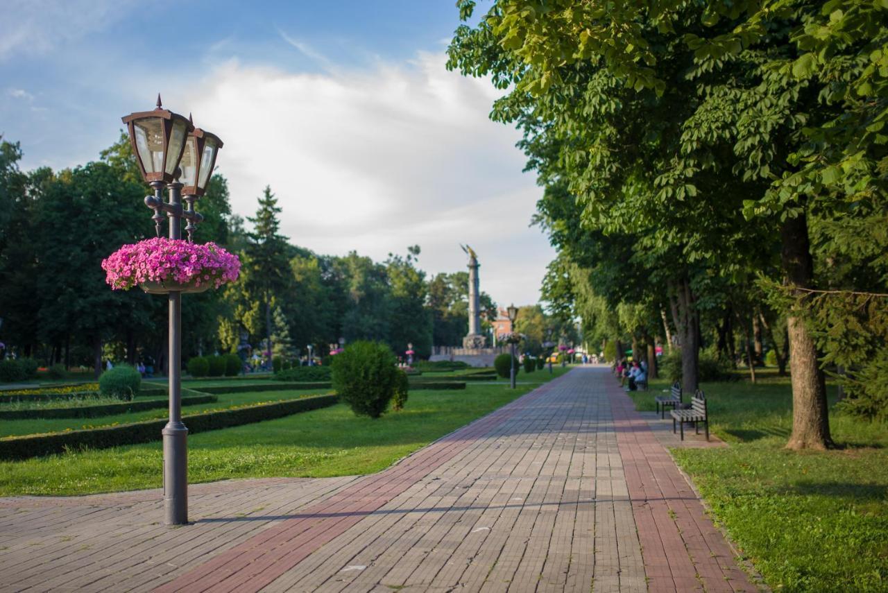 Modern Apartmeents Near Central Park Poltawa Exterior foto